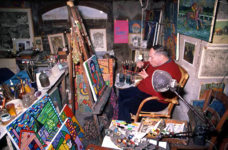 photo de Guy dans son atelier