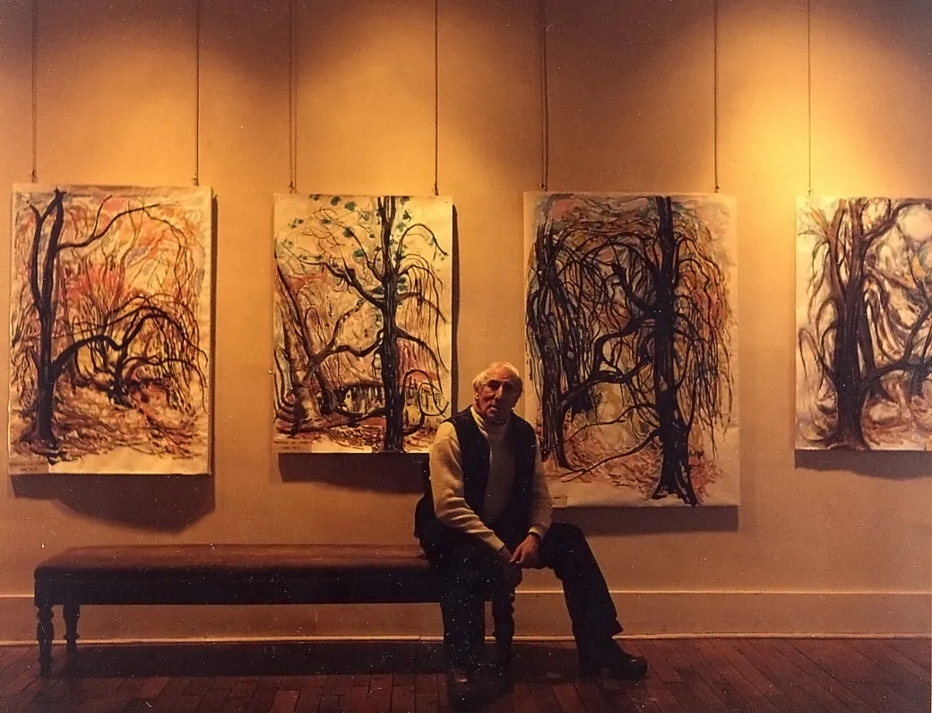 Photo d'André Patte à une exposition
